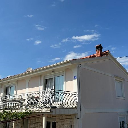 Apartments Tino & Leon Sukošan Exteriér fotografie