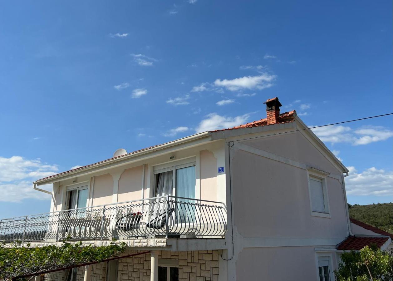 Apartments Tino & Leon Sukošan Exteriér fotografie